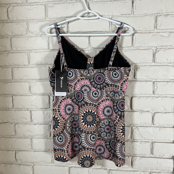 NWT Yidarton Women's Bathing Suit Top - Picture 4 of 5